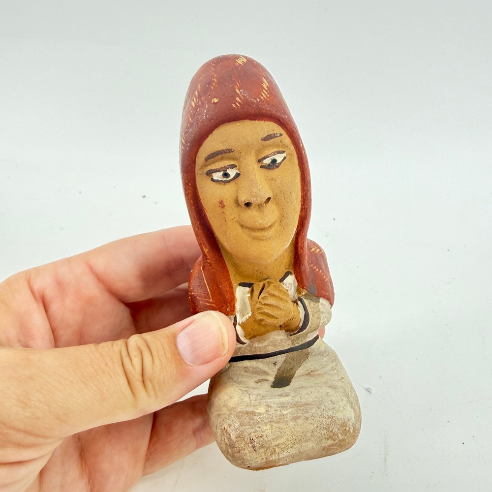 Peruvian Clay Ocarina Whistle Folk Art Woman 4.5" Nativity Praying Figurine